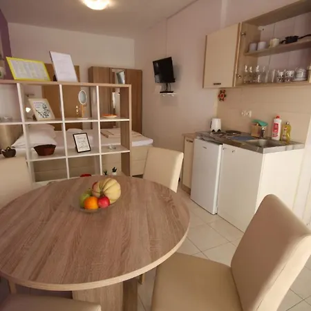 Antonio Apartment